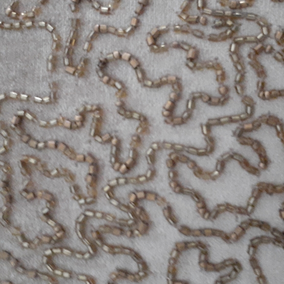 Safavieh Throw Pillow Beaded Gold Sparkle Velvet Golden Beige 18” Square NWT - Picture 6 of 12